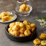 Qu'ils sont choux, ces petits choux au fromage. On n'en ferait qu'une bouchée!